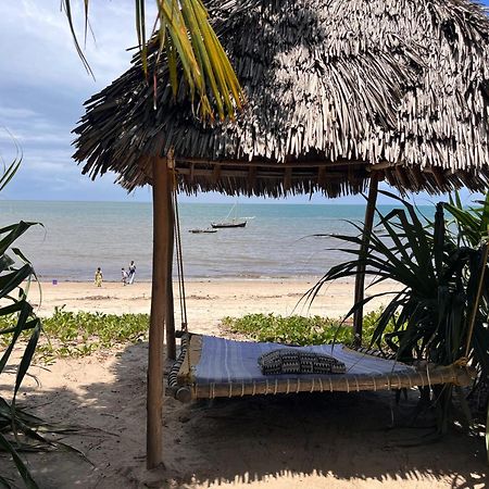 Ushongo Beach Bandas Pangani Bagian luar foto
