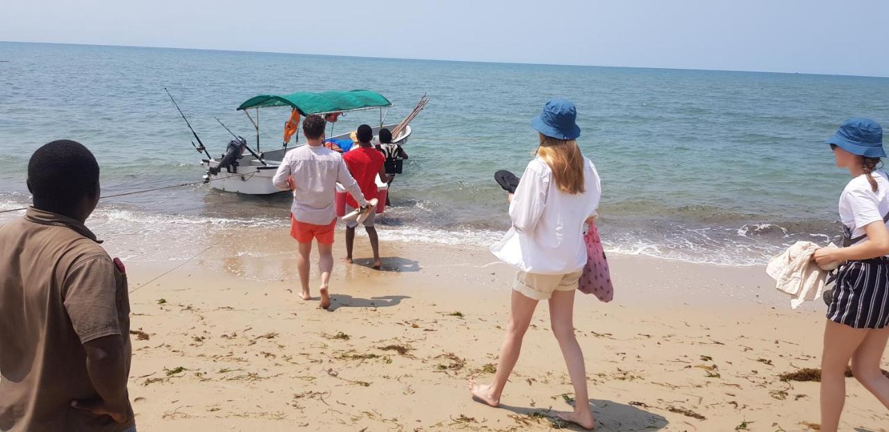 Ushongo Beach Bandas Pangani Bagian luar foto