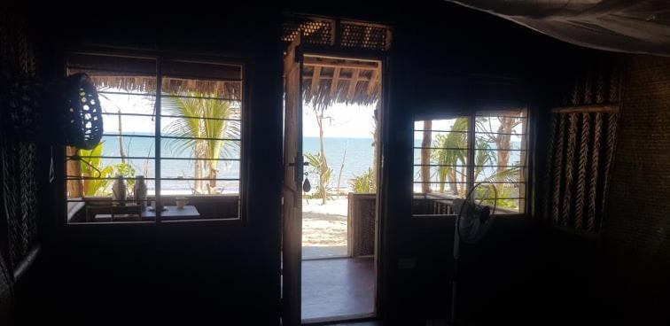 Ushongo Beach Bandas Pangani Bagian luar foto