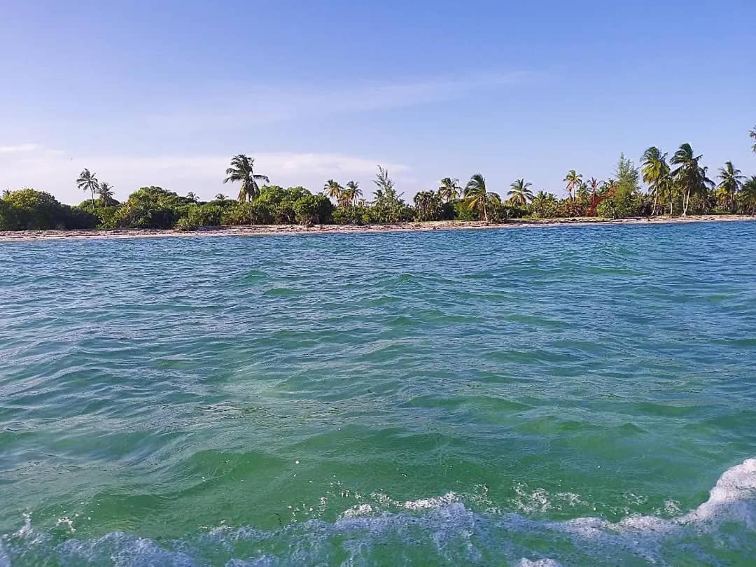 Ushongo Beach Bandas Pangani Bagian luar foto