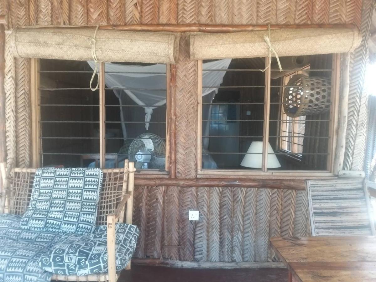 Ushongo Beach Bandas Pangani Bagian luar foto
