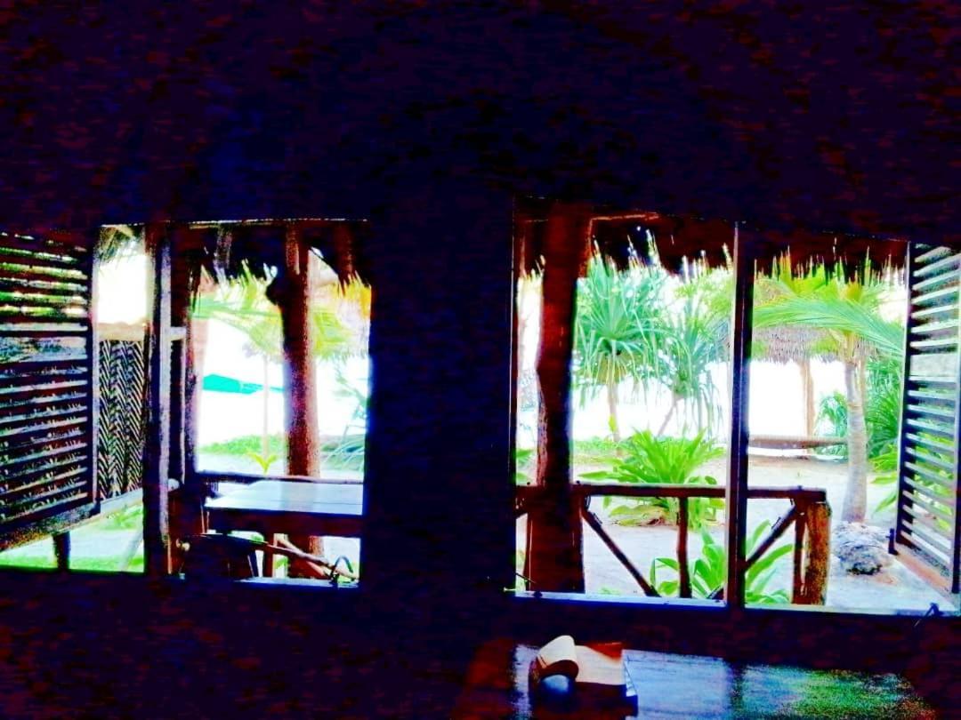 Ushongo Beach Bandas Pangani Bagian luar foto